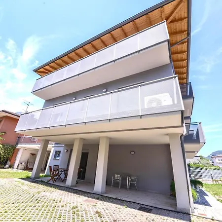 Easy & Modern Arco