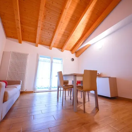 Easy & Modern * Arco